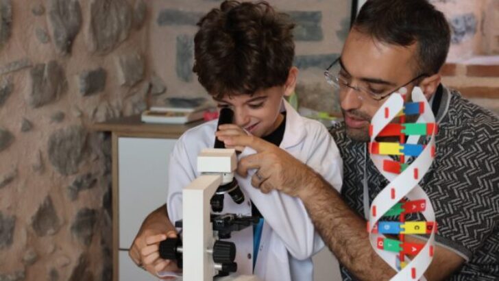 ÇOCUK ÜNİVERSİTESİ’NDE DERS ZİLİ ÇALDI