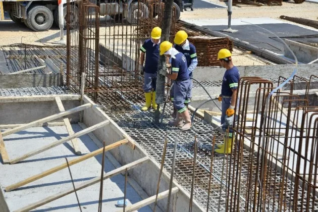 TOSAB’daki ilk fabrikanın temeli atıldı TOSAB’da ilk fabrika heyecanı