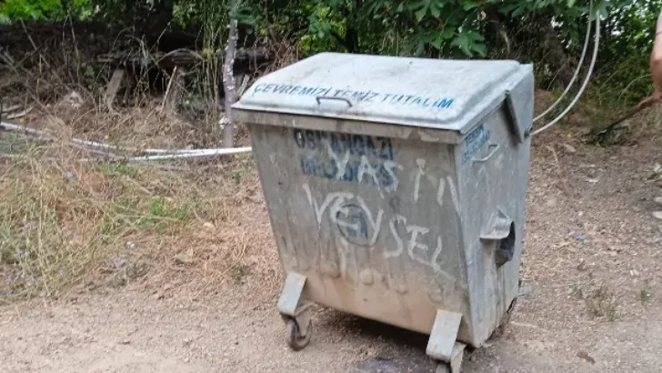 Yol Yapmayıp Gariban Vatandaşı Ceza ile Korkutan Belediye Çöpleri Vatandaşa Taşıttı!