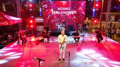 HÜSNÜ ŞENLENDİRİCİ, 12. ULUSLARARASI İZMİT PİŞMANİYE MÜZİK ve DANS FESTİVALİ’NDE KLARNETİYLE BÜYÜLEDİ