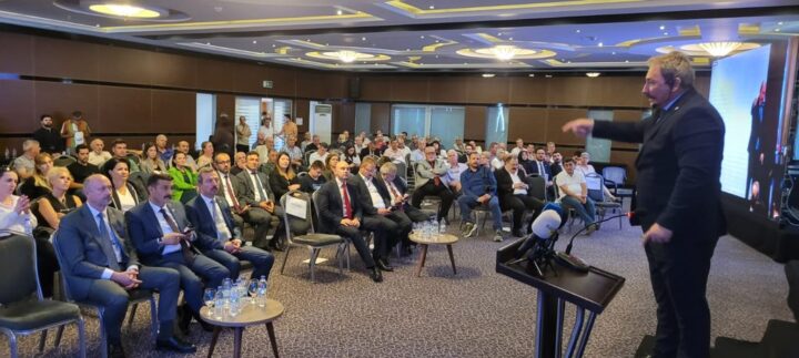 “Siyasal İslamcı ve Arapçı Bir İktidar Tarafından Yönetiliyoruz!”
