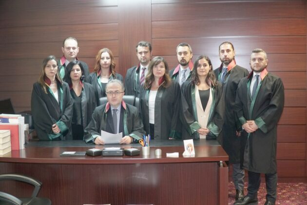 Bursa Barosu’ndan yeni adli yıl mesajı