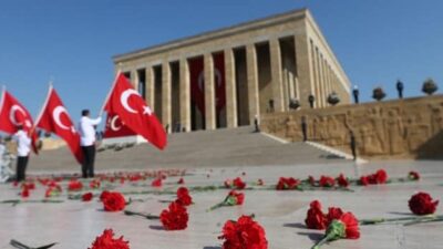 HAİNLER, KÖTÜLER, SOYGUNCULAR AZGINLAŞIP HADSİZLEŞTİKÇE,  İNADINA LAİK CUMHURİYET VE ÖLÜMÜNE ATATÜRK DEVRİMLERİ…