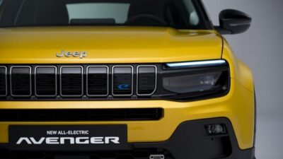 Yüzde 100 elektrikli Jeep® Avenger Türkiye’de