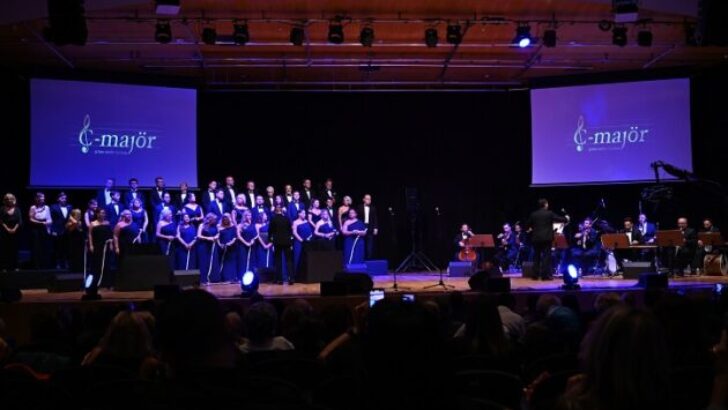 Tohum Otizm Vakfı ve C-Majör Korosu’ndan Anlamlı Konser