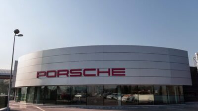 Porsche Center Arca Bursa, yeni konseptiyle kapılarını açtı