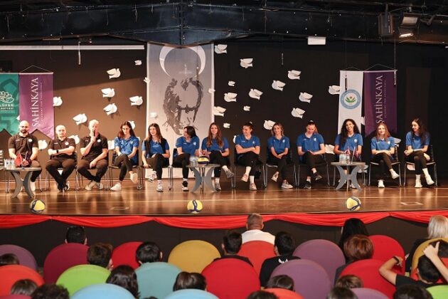 NİLÜFER’İN SULTANLARINDAN ÖĞRENCİLERE TAVSİYELER