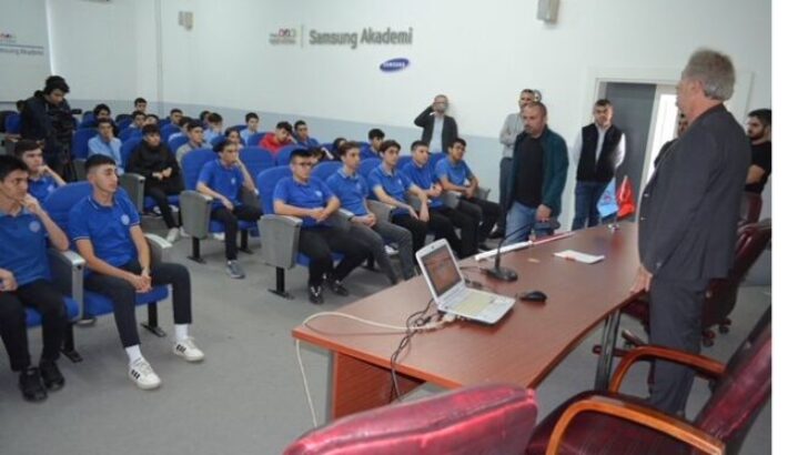 İSTANBUL ELEKTRİK TEKNİSYENLERİ ODASI “ALTERNATİF ENERJİ KAYNAKLARI” KONUSUNDA EĞİTİM SEFERBERLİĞİ BAŞLATTI