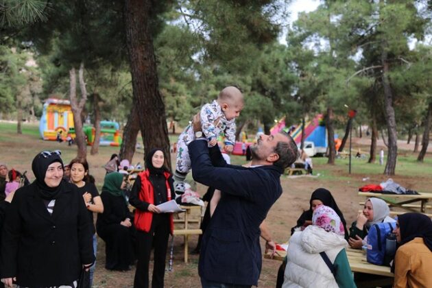 GÜRSU’DA ANNE VE ÇOCUK PİKNİĞİ