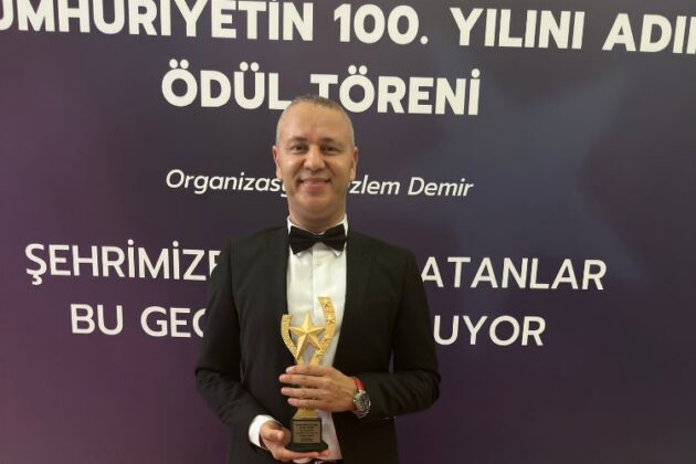 Dr. Sezgin’e  anlamlı ödül