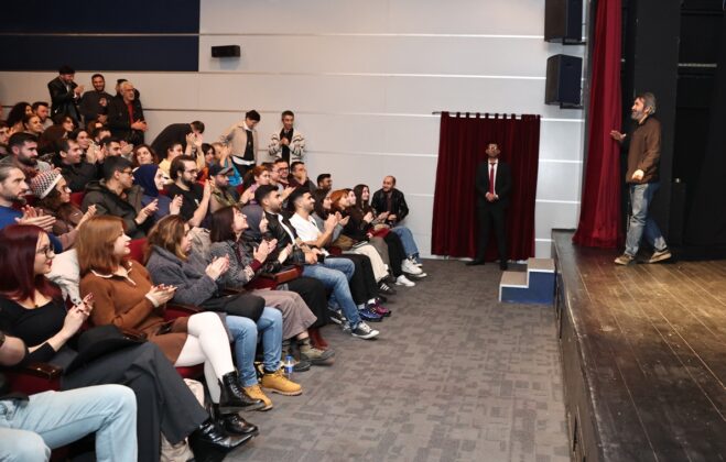 ZEKİ DEMİRKUBUZ ‘HAYAT’I ANLATTI