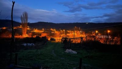 Geçmişi 2 Bin Yıl Olan Yukarı Marmaracık Köyü Elektrikle Buluştu!