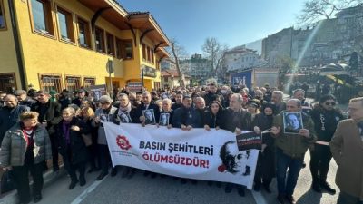 Mumcu 31’inci ölüm yıl dönümünde Bursa’da anıldı