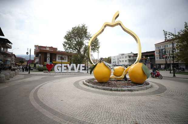 “GEÇMİŞTEN GÜNÜMÜZE GEYVE” KİTABI RAFLARDAKİ YERİNİ ALDI