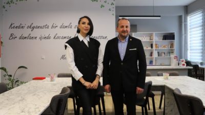 Sabiha Köstem Ortaokulu Öğrencilerine Yeni Kütüphane