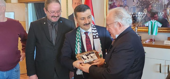 TÜRKOĞLU’NDAN  BURSASPOR’A  MAAŞ JESTİ!