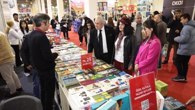 Şadi Özdemir’den çocuklara “Kitap okuyun” tavsiyesi