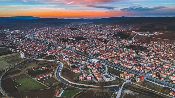 Ali Özden; Sevdamız Tavşanlı’nın marka şehir olması için gece gündüz demeden çalışacağız