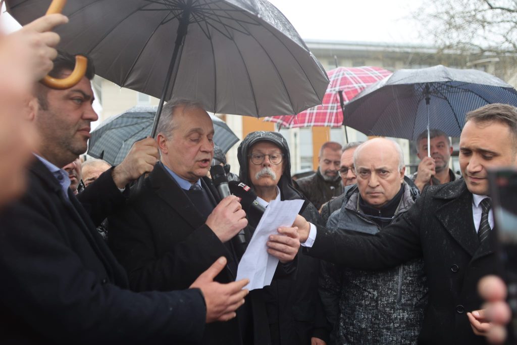 CHP MUSTAFAKEMALPAŞA BELEDİYE BAŞKAN ADAYI ŞÜKRÜ ERDEM’DEN SUÇ DUYURUSU