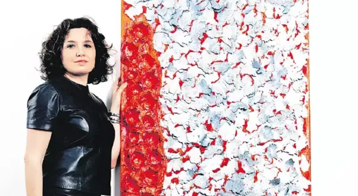RESSAM BİRSEN YURDAER’İN ESERLERİNİ SANATSEVERLERLE BULUŞTURUYOR!
