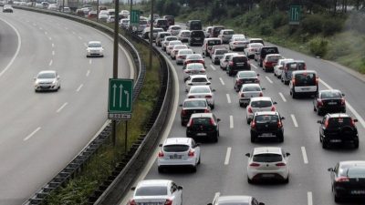 Deviren, “Yapacağımız tır garajıyla trafik sorununu çözeceğiz”