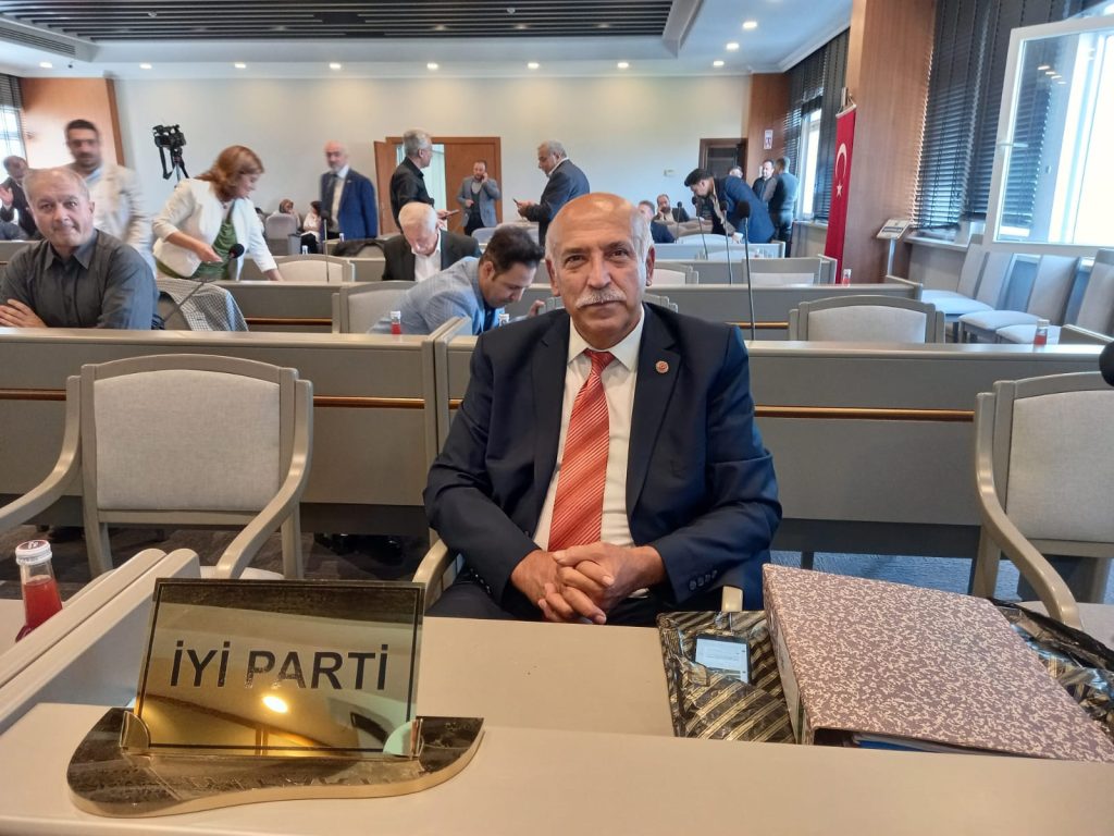 Mehmet Yılmaz yazdı; “BİZ OLABİLMEK…” (14)