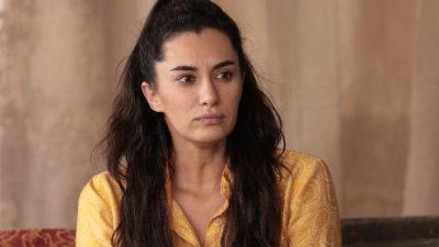 HANDE DOĞANDEMİR, 16 NİSAN’DA gather-in’DEKİ MEKÂNI “YALNIZLAR RIHTIMI”NDA SEVENLERİYLE BULUŞUYOR!