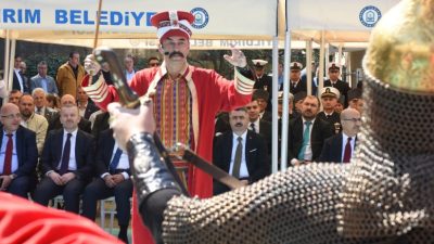 YILDIRIM’DA FETİH ŞÖLENİ