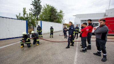 Büyükşehir’den fabrika itfaiyecilerine özel eğitim