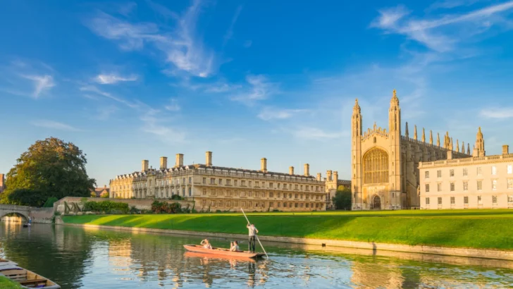 Vize Krizine Karşı ‘Cambridge’ Kalkanı