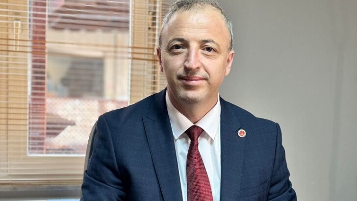 “BU İŞİN KOKUSU ÇIKTI”