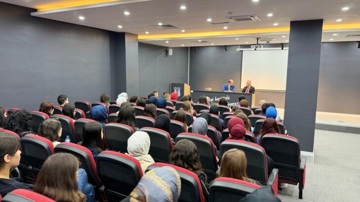 BAŞKAN YILDIZ ÜNİVERSİTE ÖĞRENCİLERİ İLE BİR ARAYA GELDİ