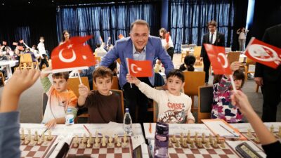BEYLİKDÜZÜ’NDE 29 EKİM VE ATA’YA SAYGI SATRANÇ TURNUVASI’NA YOĞUN İLGİ