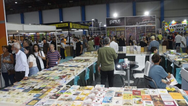 9.CNR Mersin Kitap Fuarı Rekor Ziyaretçi Sayısıyla Kapılarını Açtı