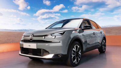 YENİLENEN CITROËN C4 VE C4 X PARİS’TE SAHNEYE ÇIKTI!