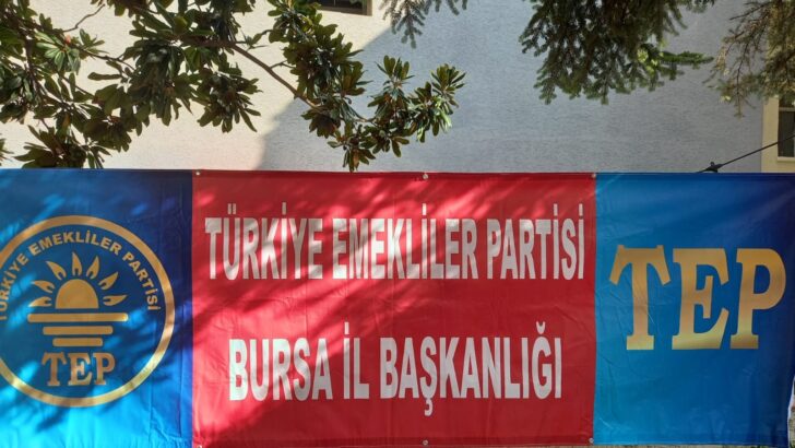 Türkiye Emekliler Partisi’nden Bursa’da Cumhuriyet Kahvaltısı!
