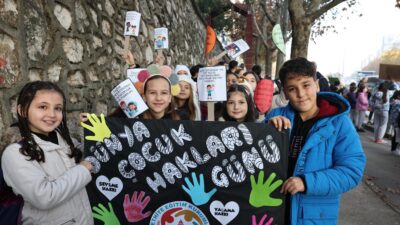 NİLÜFERLİ ÇOCUKLAR “GÜVENLİ KENT” İÇİN YÜRÜDÜ