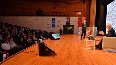 Bozbey, 19. İnsan Yönetimi Zirvesi’ne konuk oldu