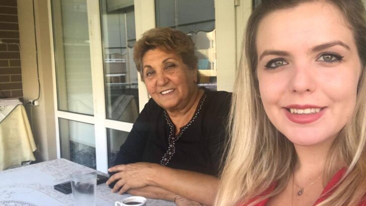 TORUNUM GAMZE BAŞARILARIYLA GURUR DUYMAMI SAĞLIYOR.