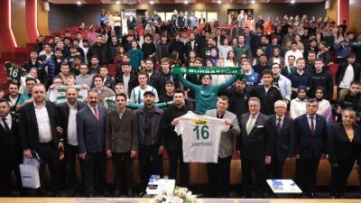 Bursaspor Başkanı Enes Çelik Mudanya Üniversitesi Öğrencilerine Futbolun Değerini Anlattı!