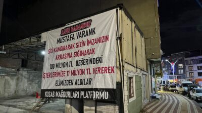 KOSAB Çifte Kamulaştırma Mağdurlarından Bakana Pankartlı Mesaj; “Taklaya Gelmişsin!”