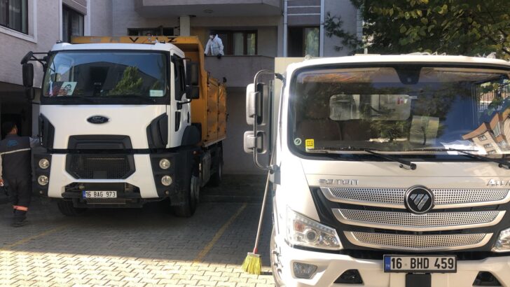 DUMLUPINAR MAHALLESİ’NDEKİ “ÇÖP EV” TEMİZLENDİ