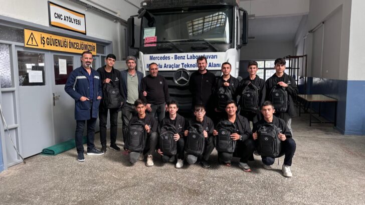 Mercedes-Benz Türk, Tam 10 Yıldır Hem Mesleki Eğitime Hem de Endüstrinin Geleceğine Yatırım Yapıyor!