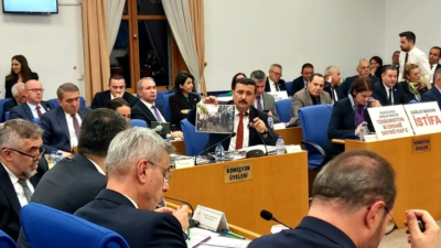 Türkoğlu’ndan Menzil çıkışı: Başhekim ve hastane müdürünü Menzil Şeyhi mi koruyor?