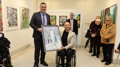 Özel ressamlardan anlamlı sergi