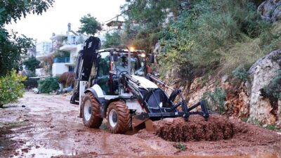 Başkan Uygar Çarban: Finike Halkının Yanındayız, Geçmiş Olsun