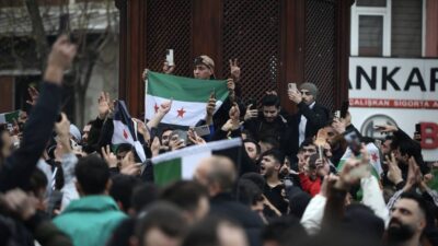 Bugün bir zalim rejimin daha düştüğüne şahit olduk.