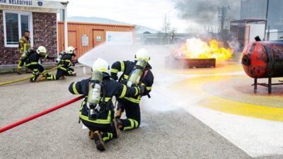 Filistinli ‘alev avcıları’, Bursa’da eğitiliyor
