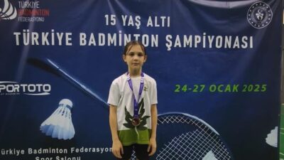 Osmangazili genç badmintoncudan gururlandıran başarı