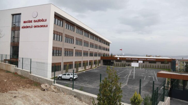 Bir günde 3 şampiyonluk